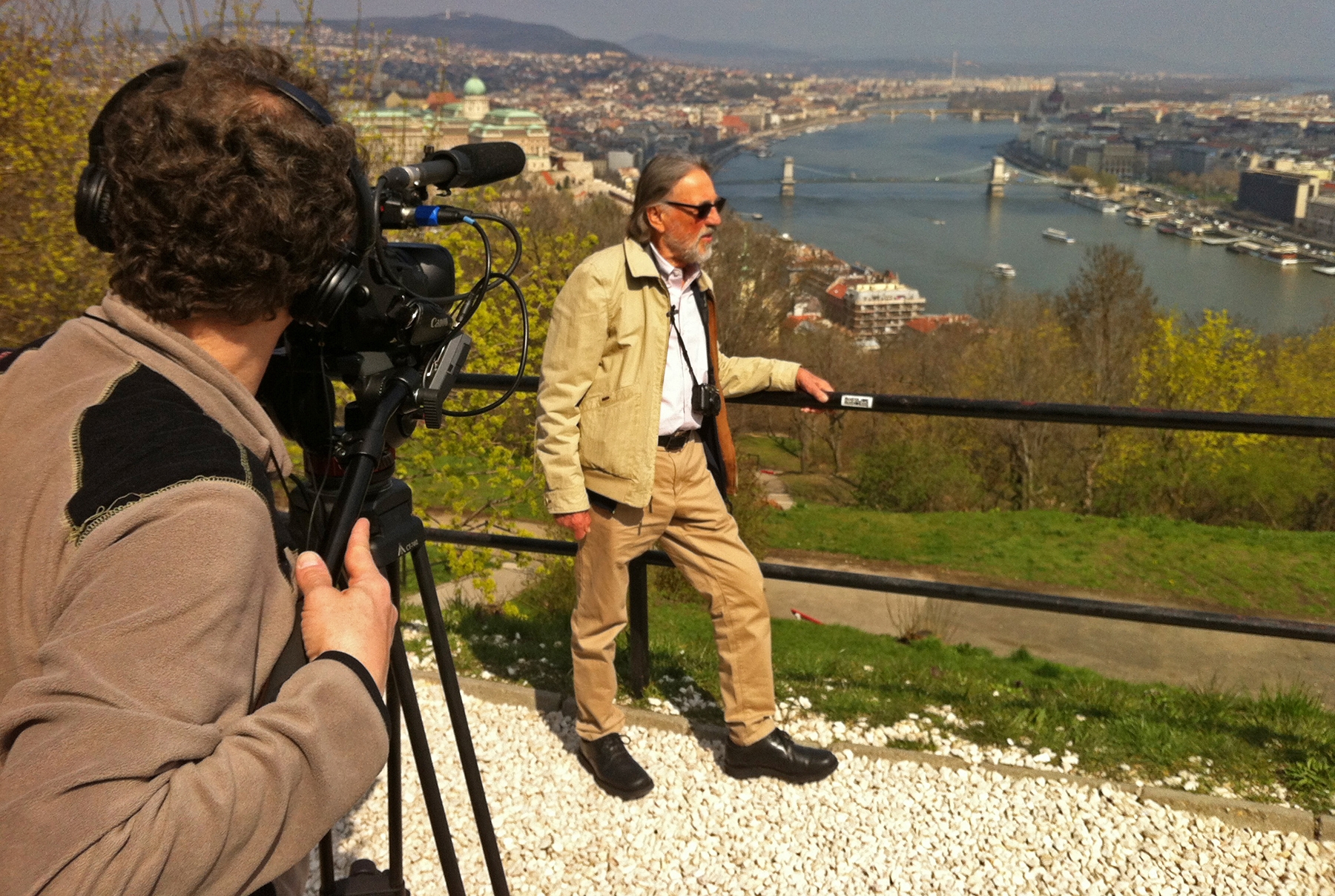 Olivier Chambon, AFC filming Vilmos in Budapest. Photo by the filmmaker