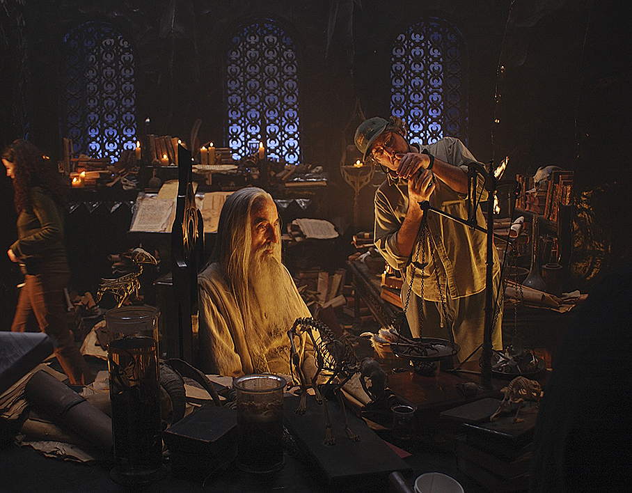 Lesnie checks the light on the villainous Saruman (Christopher Lee) for The Lord of the Rings: The Two Towers. (New Line Cinema)
