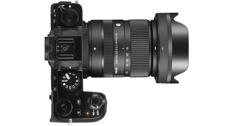 SIGMA BF CAMERA ＋CONTEMPORARY 50mm F2 DC Sigma's New 18-50mm f/2.8 Lens for Fujifilm X Mount is Super Small