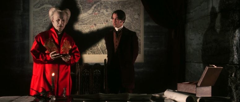 Bram Stoker’s Dracula: A Happening Vampire